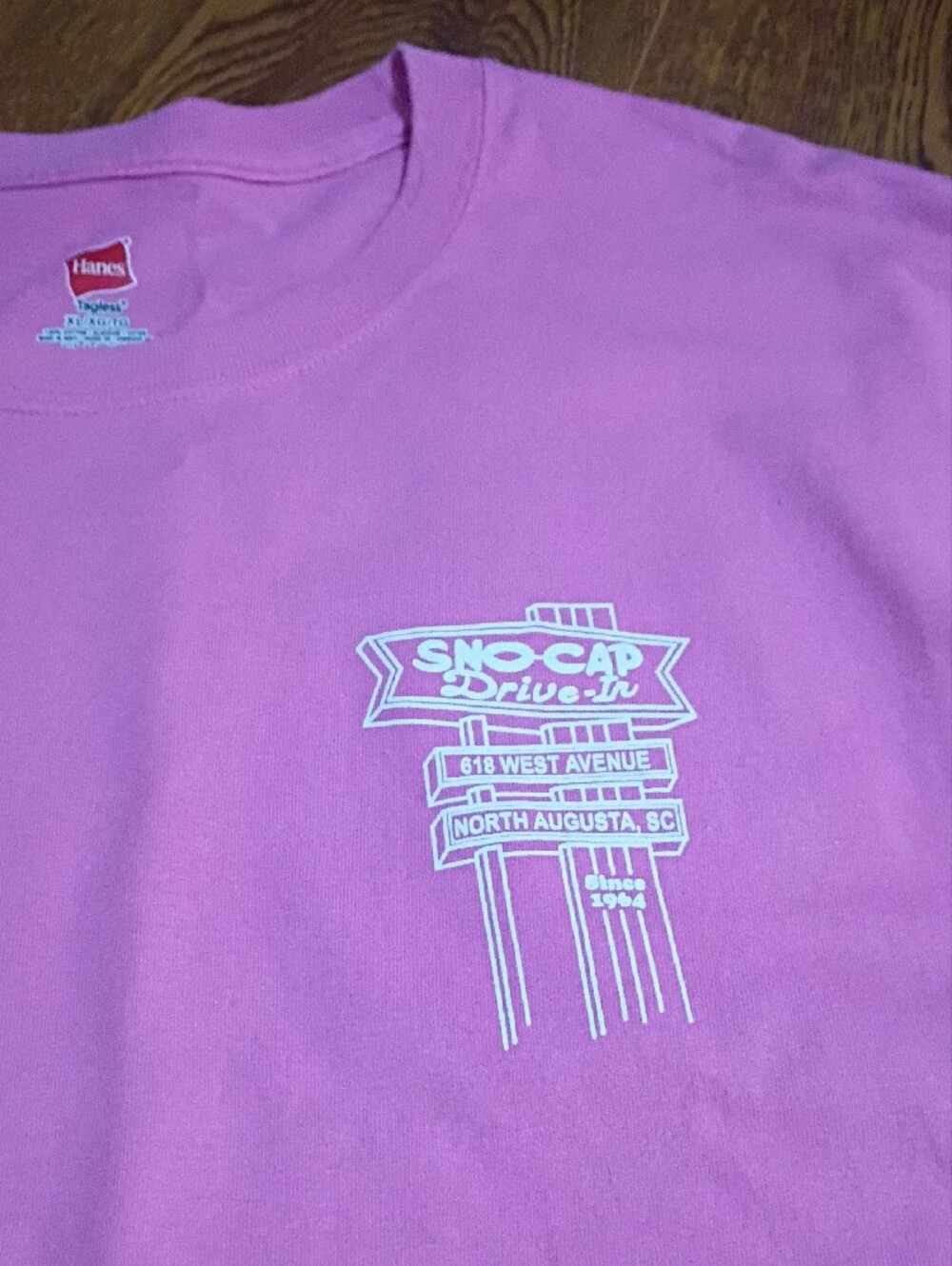 Gildan Pink Crewneck Tee Bundle - Picture 5 of 6